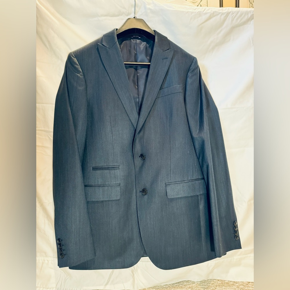 Mens 38L Navy Pinstripe J Ferrar Suit Slim, Pants 32x32